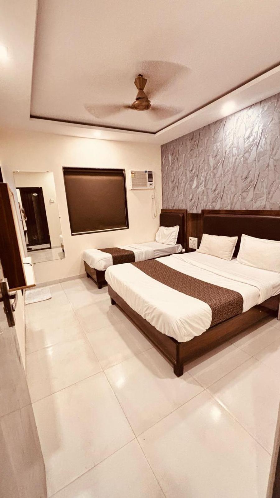 Hotel Garden Palace Mumbai Exterior photo